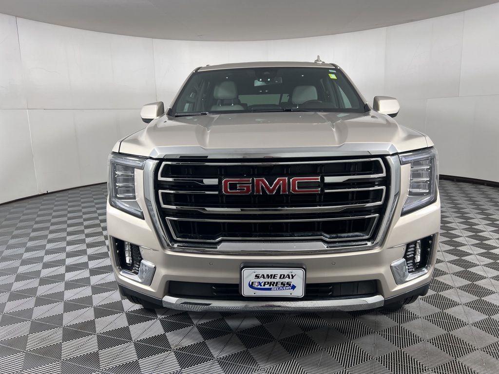 Used 2023 Pearl Beige Metallic GMC SLT image 16