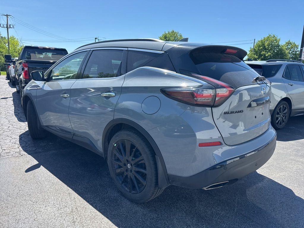 Used 2022 Boulder Gray Nissan SV image 3