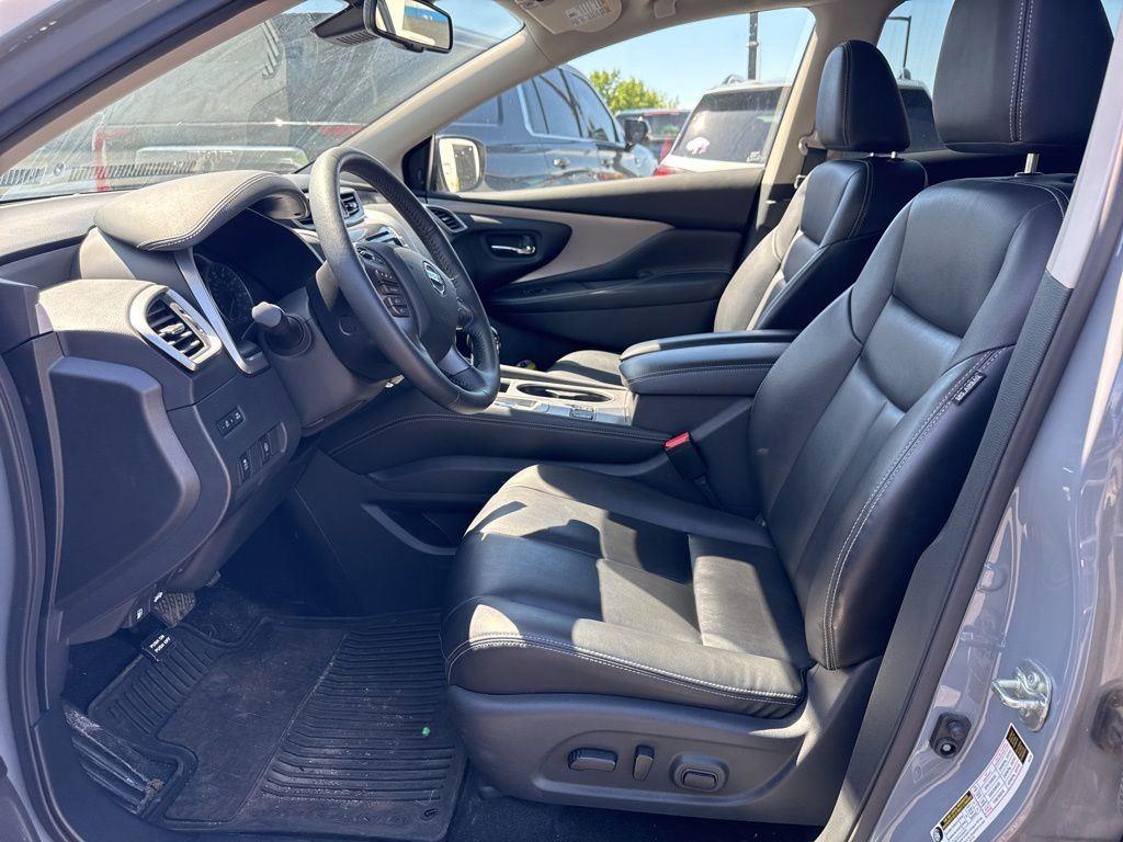 Used 2022 Boulder Gray Nissan SV image 4