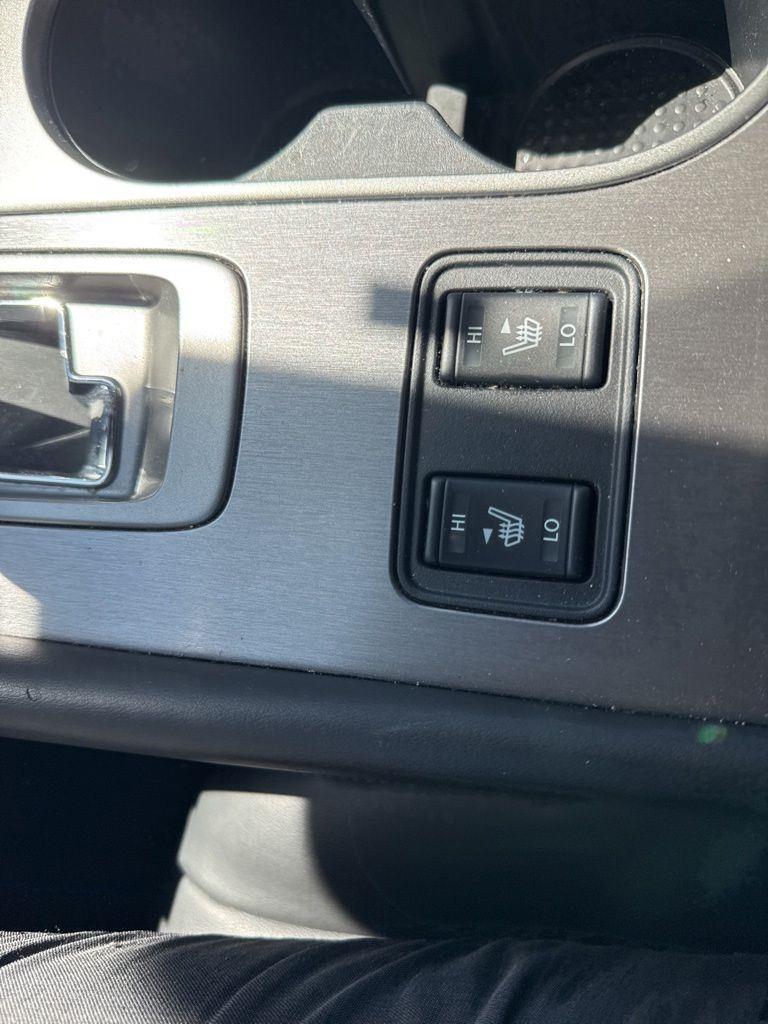 Used 2022 Boulder Gray Nissan SV image 6