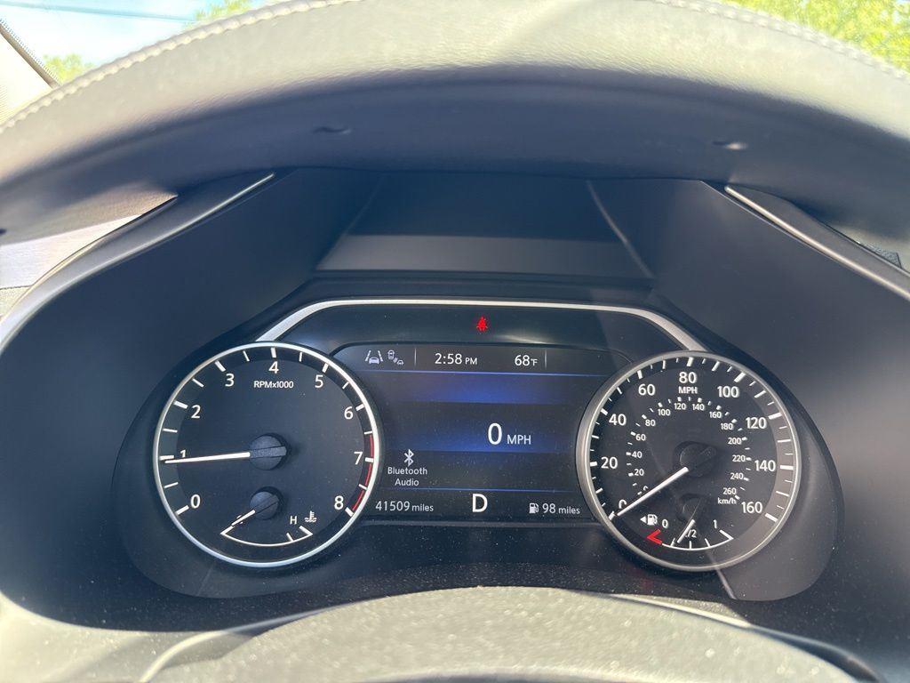 Used 2022 Boulder Gray Nissan SV image 8