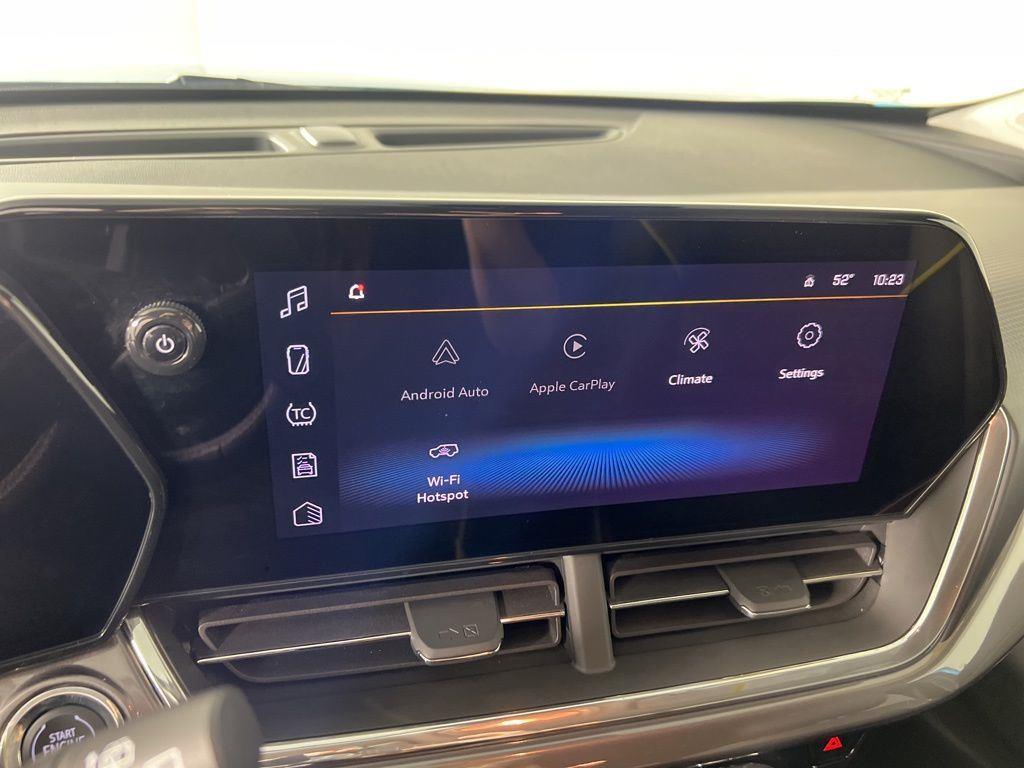 Used 2025 Marina Blue Chevrolet ACTIV image 25