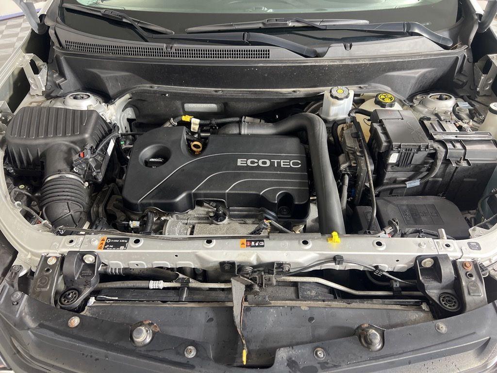 Used 2019 Silver Ice Metallic Chevrolet LS image 7