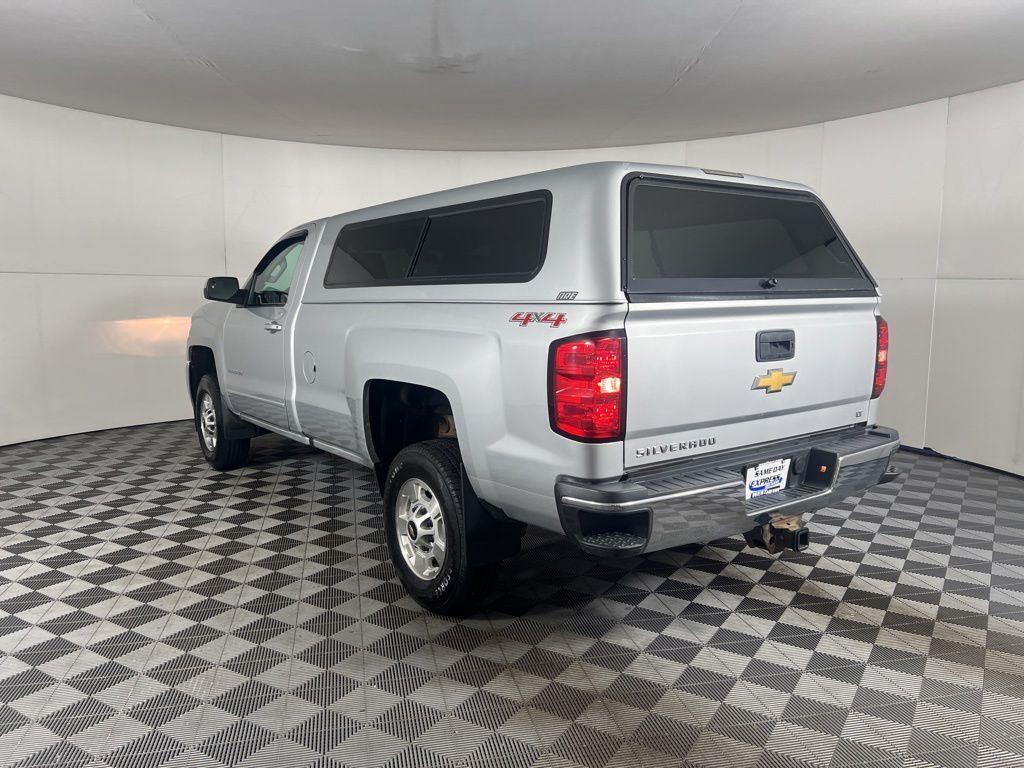 Used 2016 Silver Ice Metallic Chevrolet LT image 31