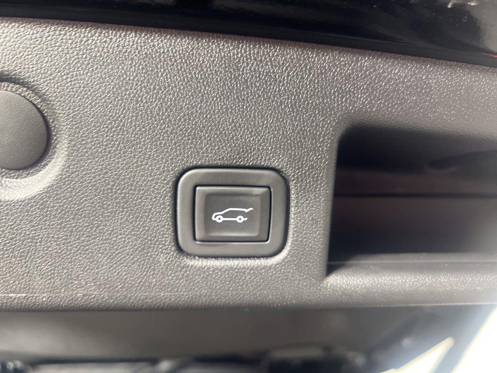 Used 2023 Black Metallic Chevrolet LT image 5