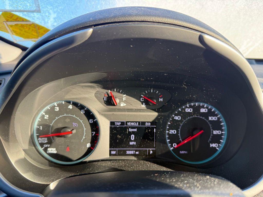 Used 2022 Mineral Gray Metallic Chevrolet LT image 5