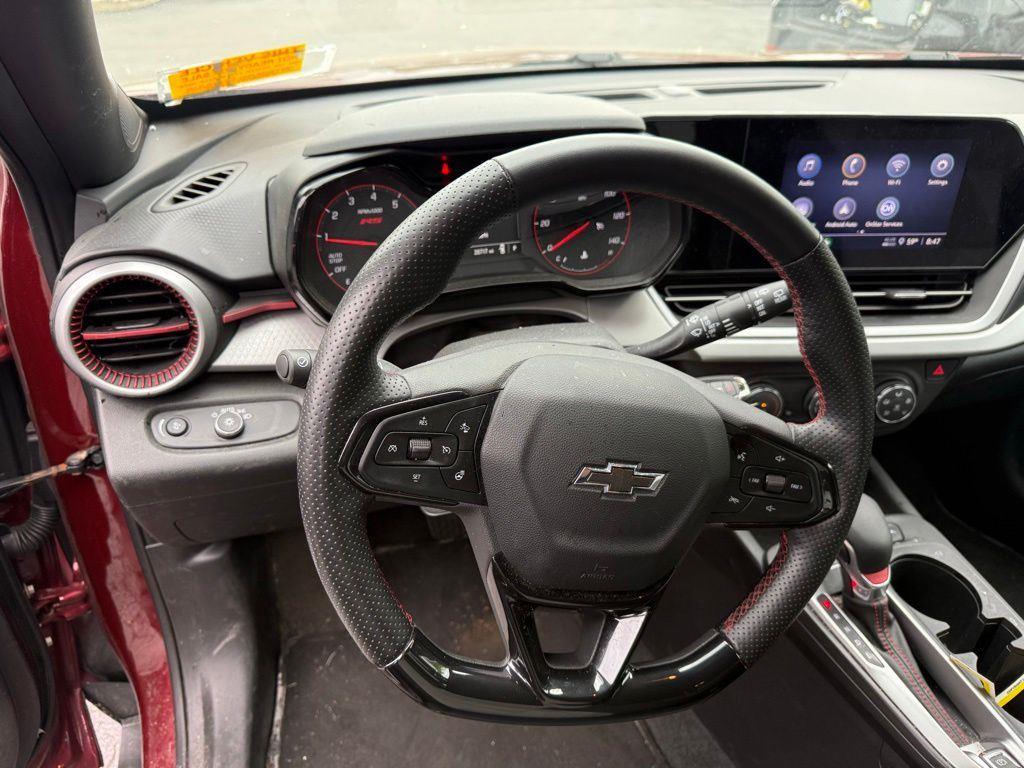 Used 2024 Crimson Chevrolet 1RS image 5