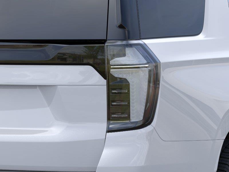 New 2026 Polar White Tricoat Chevrolet High Country image 11