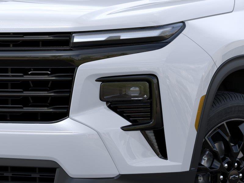 New 2026 Polar White Tricoat Chevrolet LT image 10