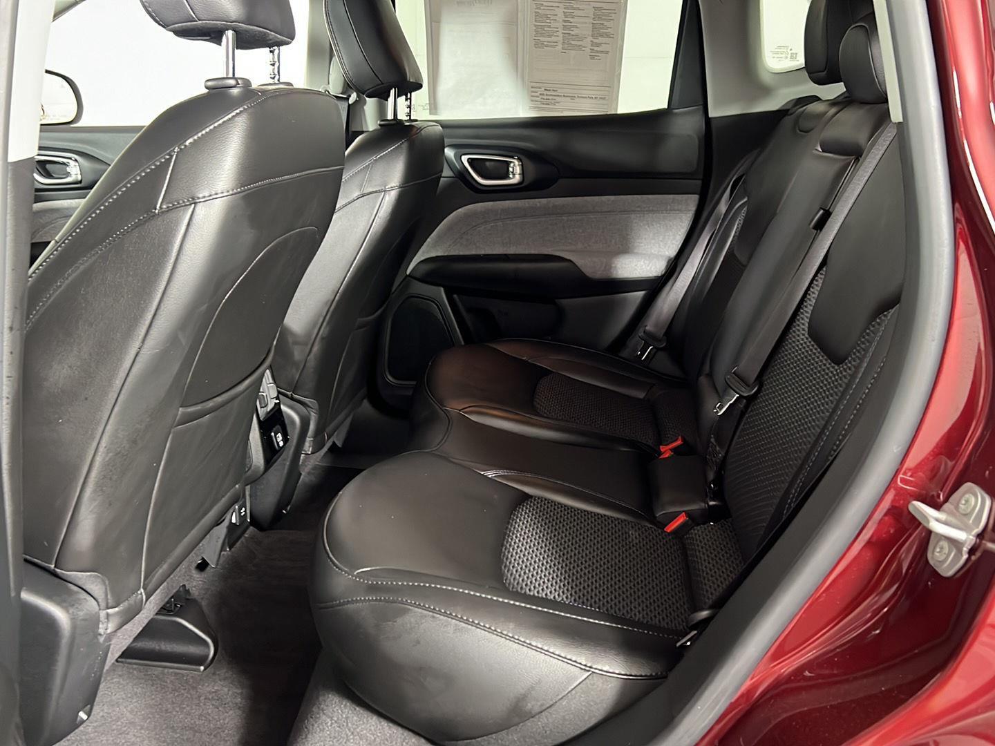 Certified Used 2022 Velvet Red Pearlcoat Jeep Latitude image 22