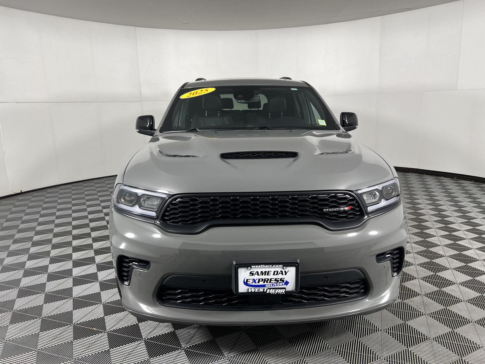 Certified Used 2025 Destroyer Gray Clearcoat Dodge R/T image 3