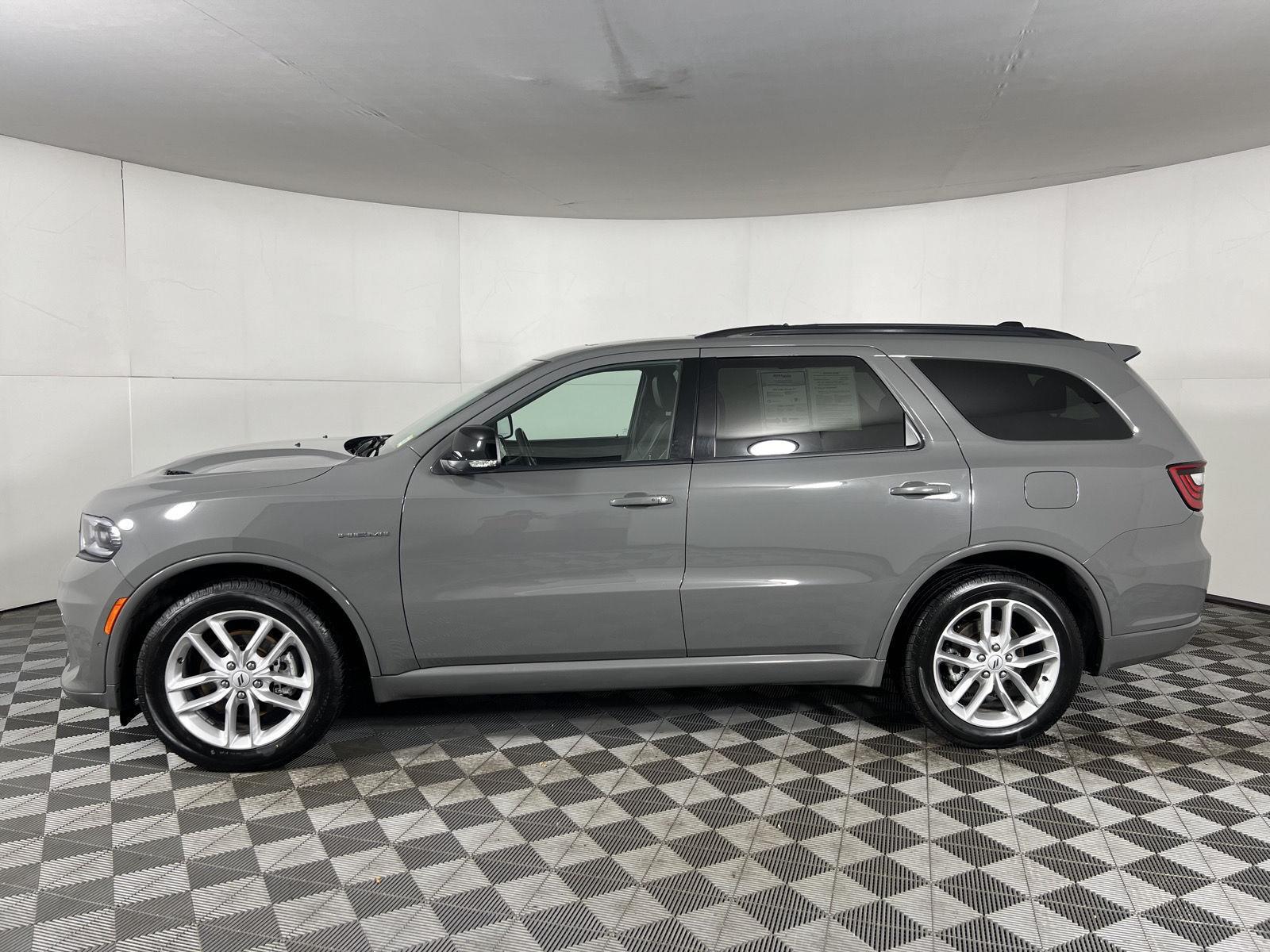 Certified Used 2025 Destroyer Gray Clearcoat Dodge R/T image 6