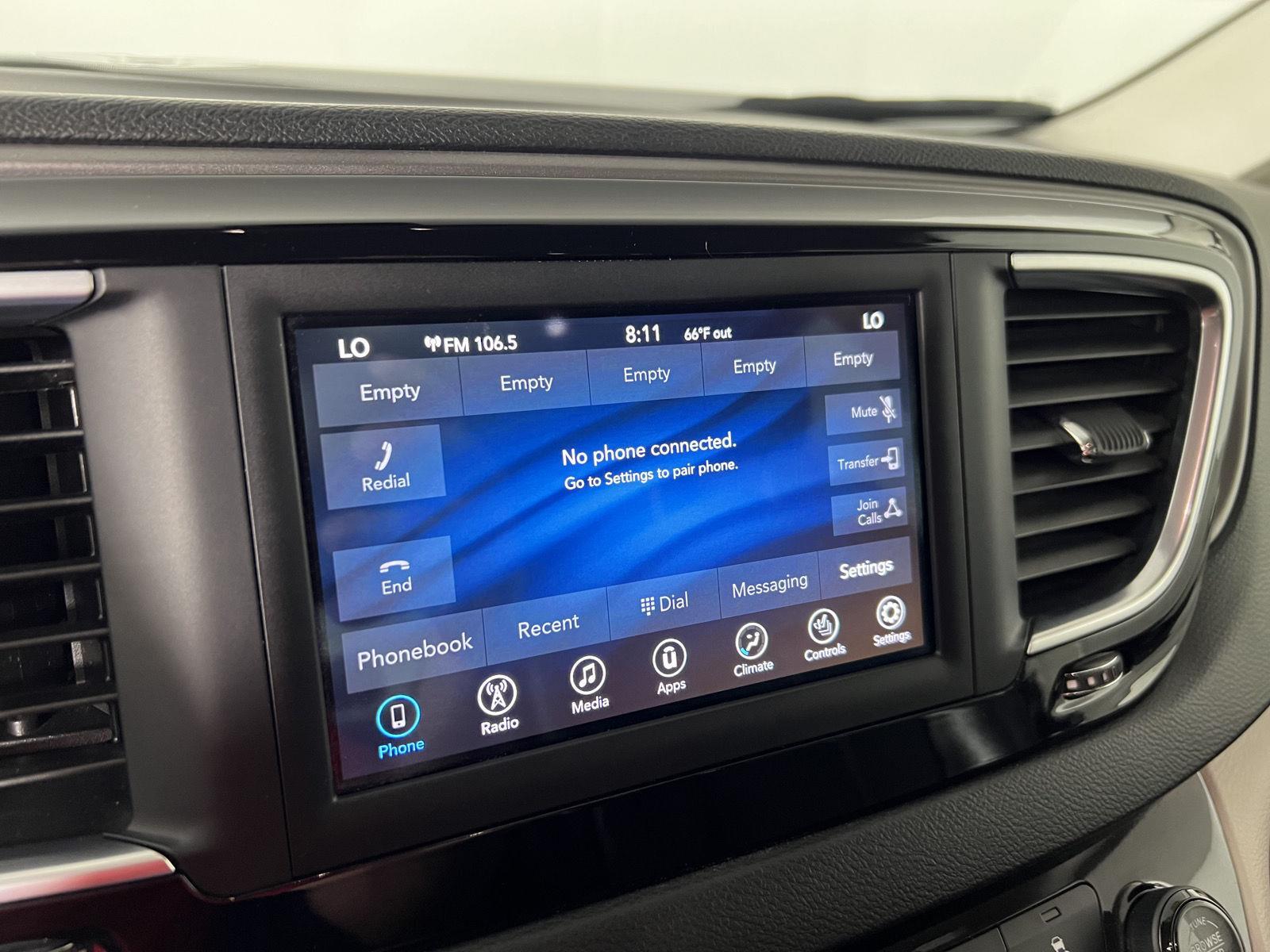 Used 2020 Crystal Metallic Chrysler Touring L image 16