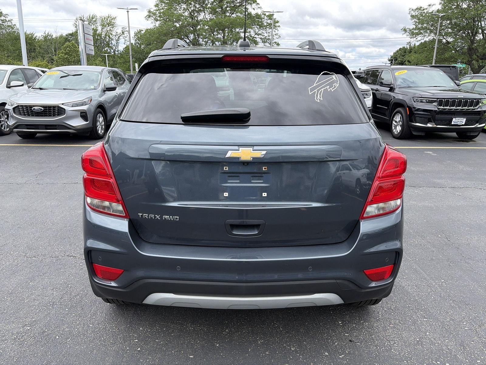 Used 2021  Chevrolet  image 5