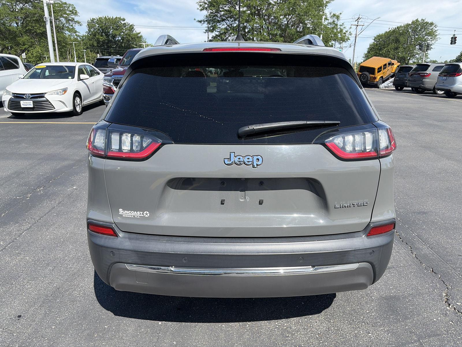Used 2019 Sting-Gray Clearcoat Jeep Limited image 5