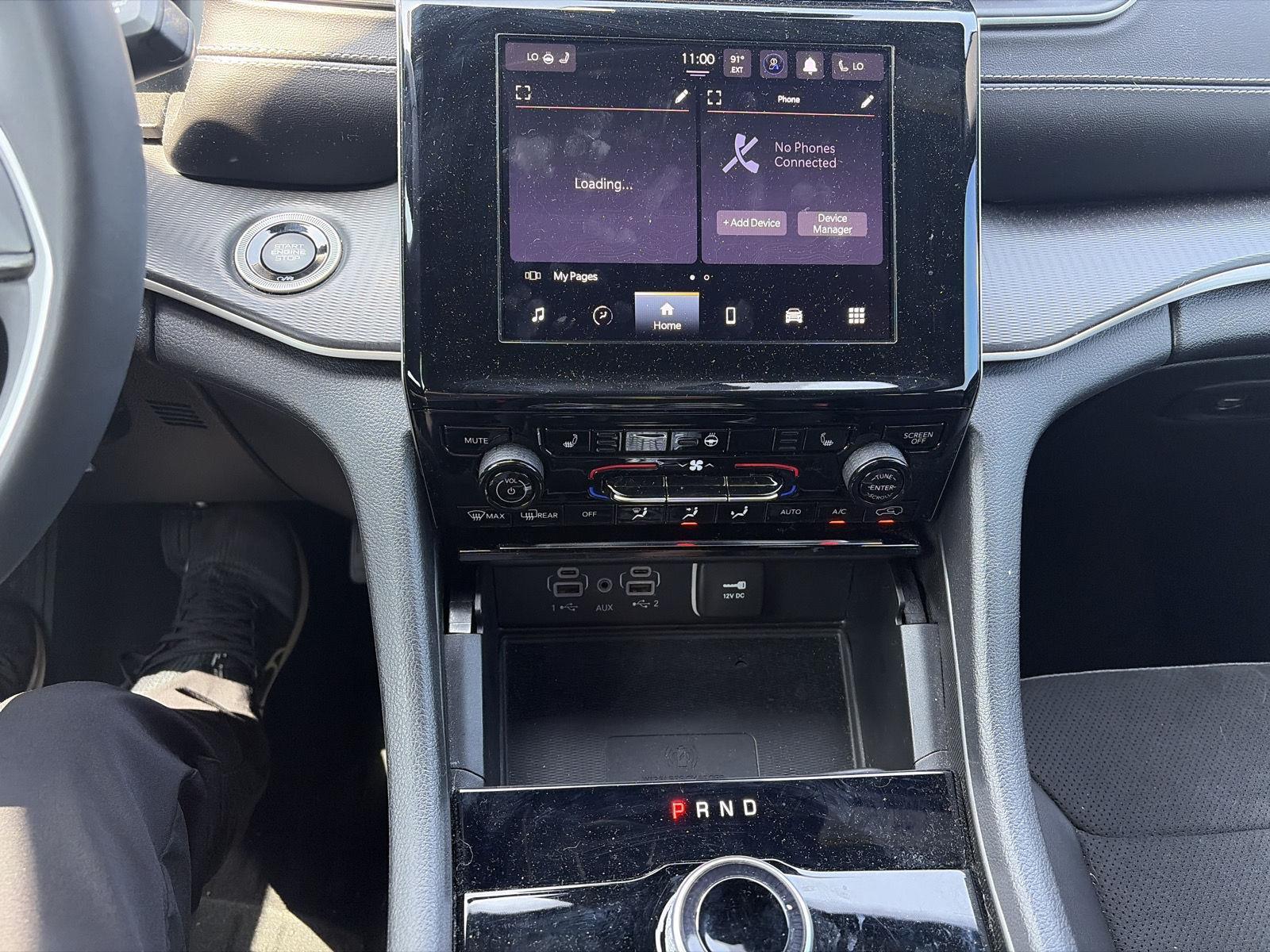 Certified Used 2023 Diamond Black Crystal Pearlcoat Jeep Altitude image 10
