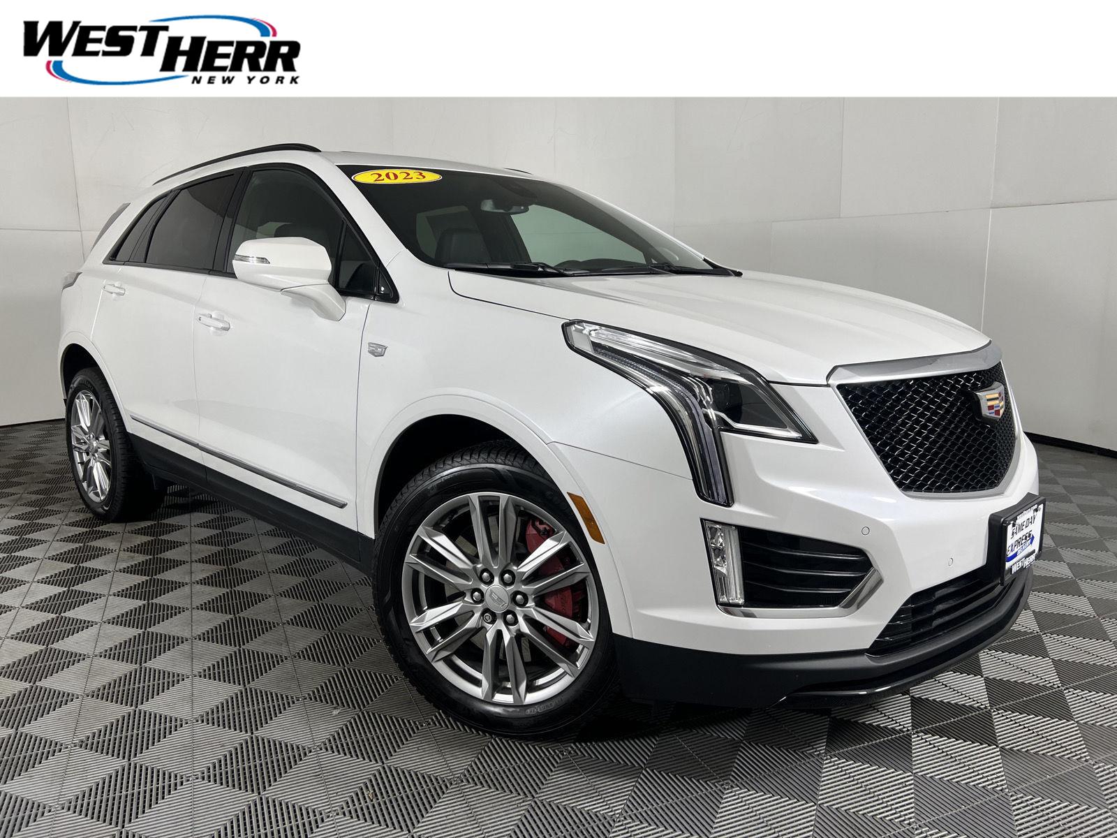 2023 Cadillac XT5 AWD Sport