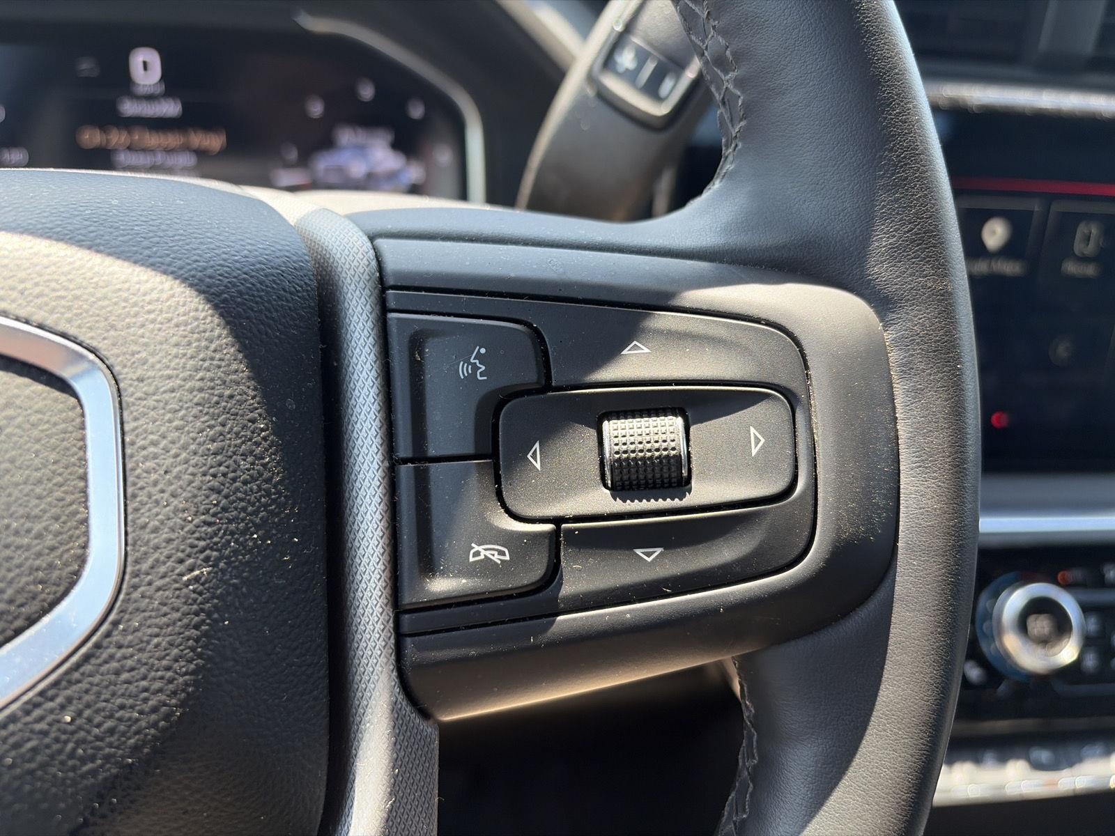 Used 2025 Onyx Black GMC Denali image 17