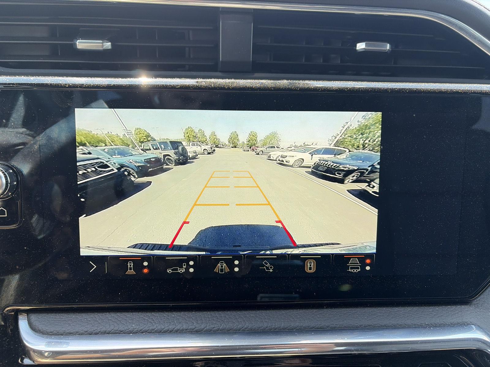 Used 2025 Onyx Black GMC Denali image 20