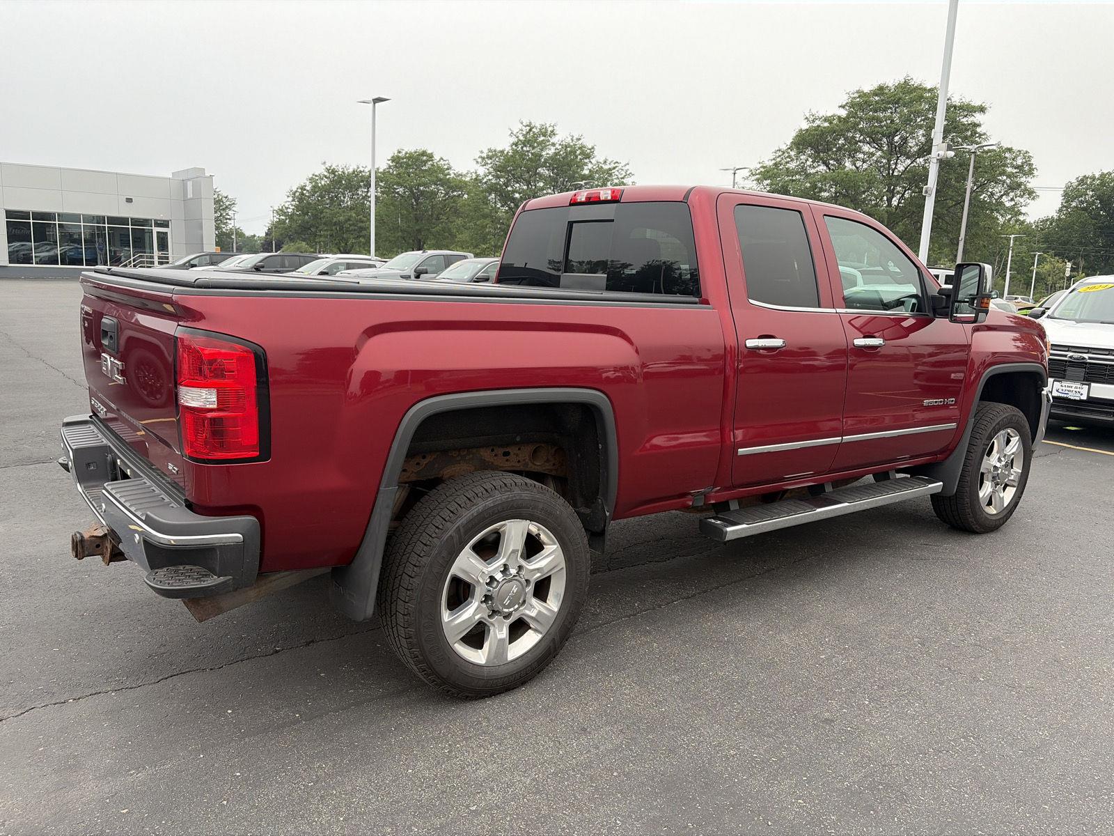 Used 2018 Red Quartz Tintcoat GMC SLT image 7