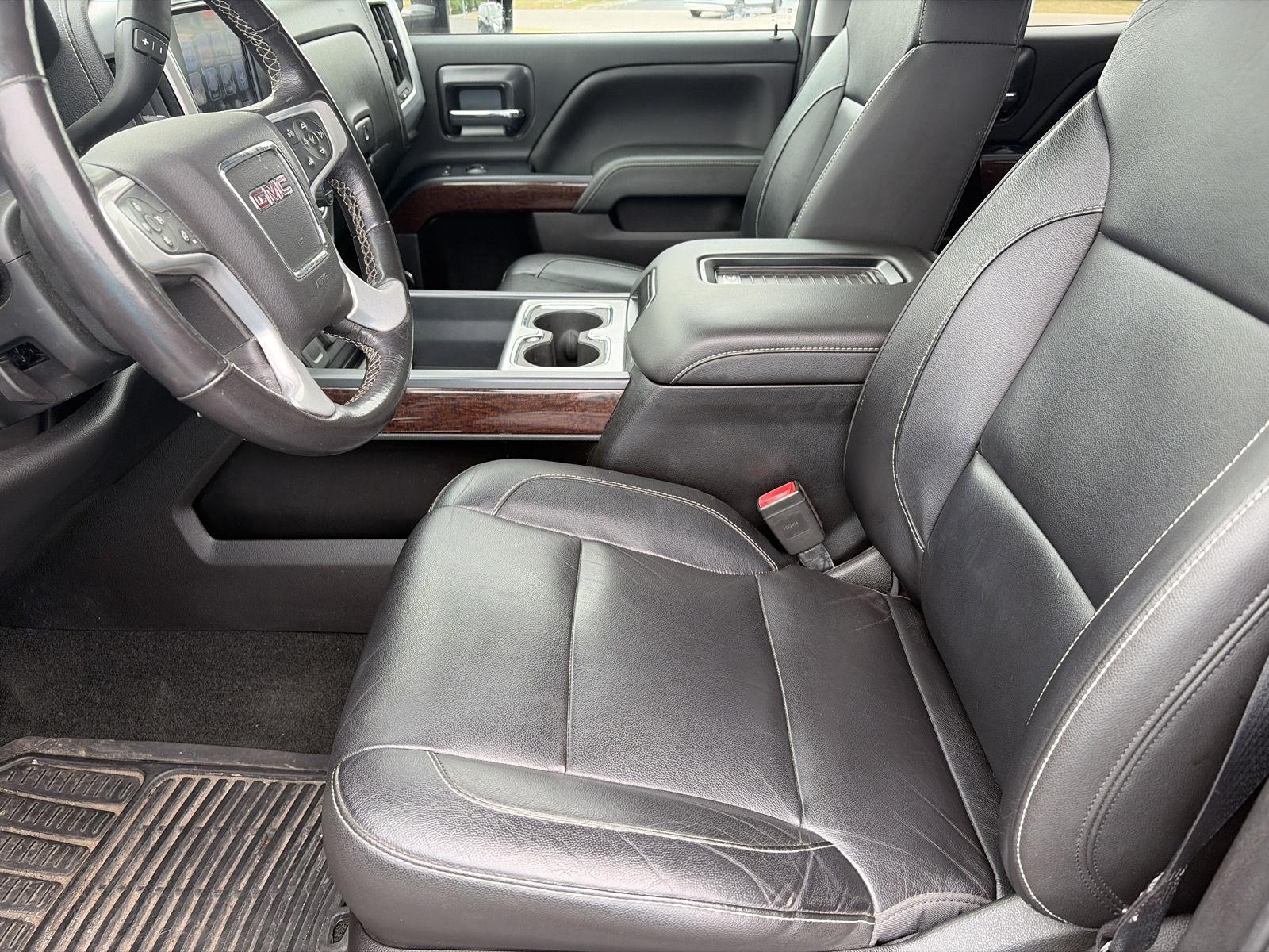 Used 2018 Red Quartz Tintcoat GMC SLT image 9
