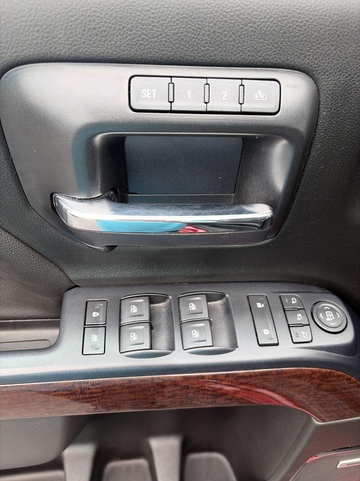Used 2018 Red Quartz Tintcoat GMC SLT image 12