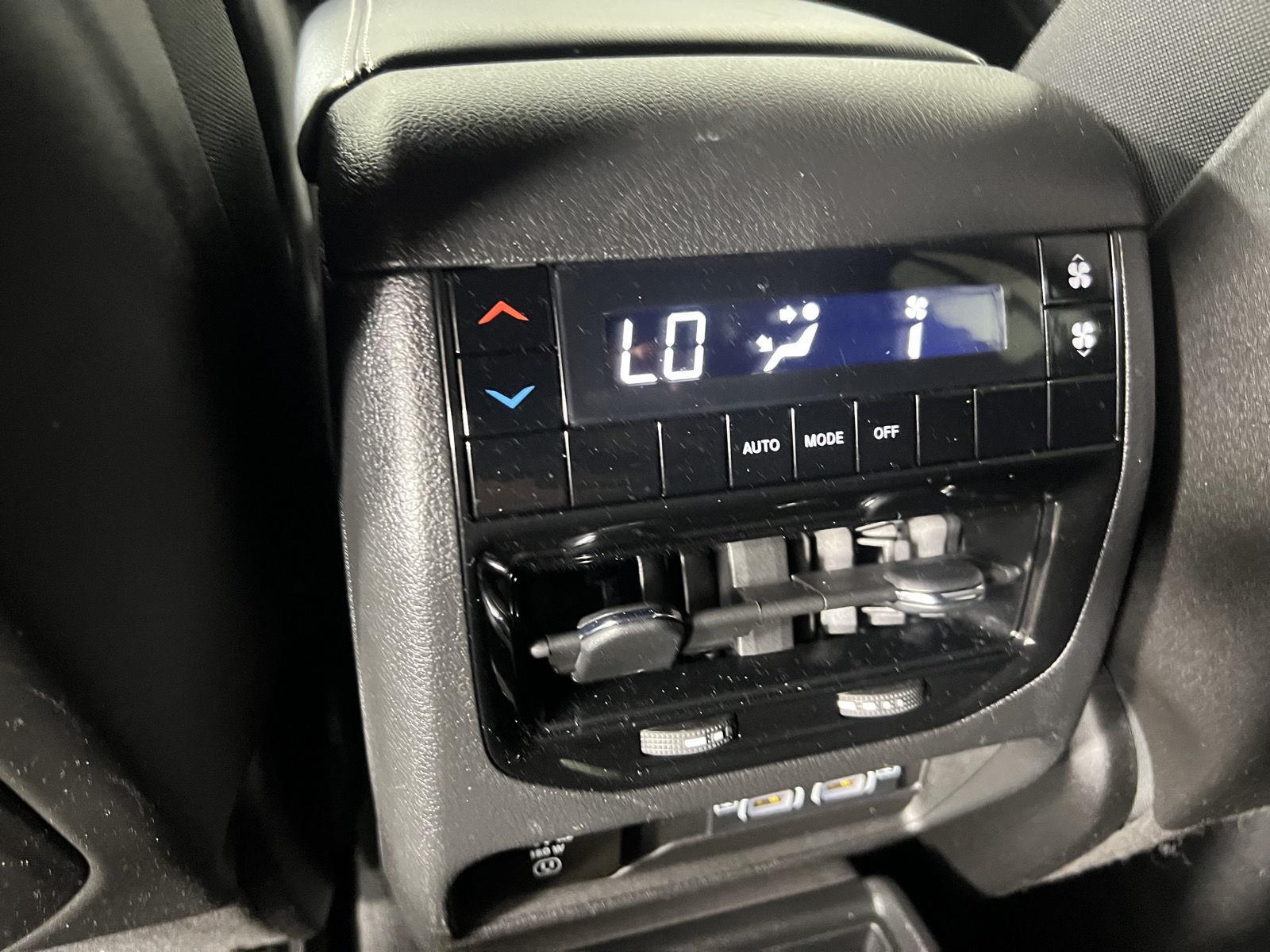 Used 2023 Baltic Gray Metallic Clearcoat Jeep Altitude image 19