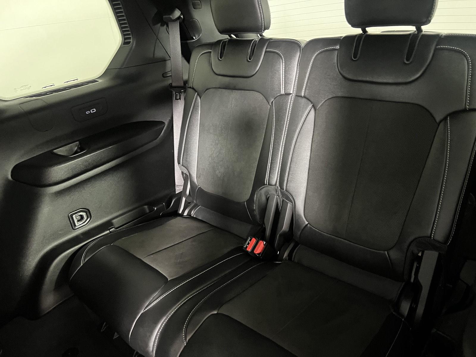 Used 2023 Baltic Gray Metallic Clearcoat Jeep Altitude image 21