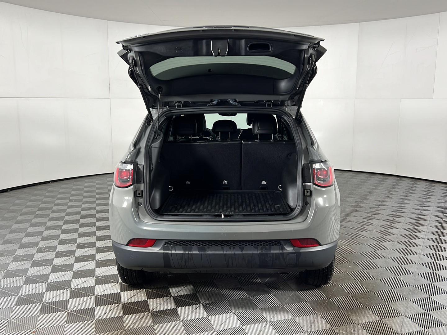 Certified Used 2023 Sting-Gray Clearcoat Jeep Latitude image 6
