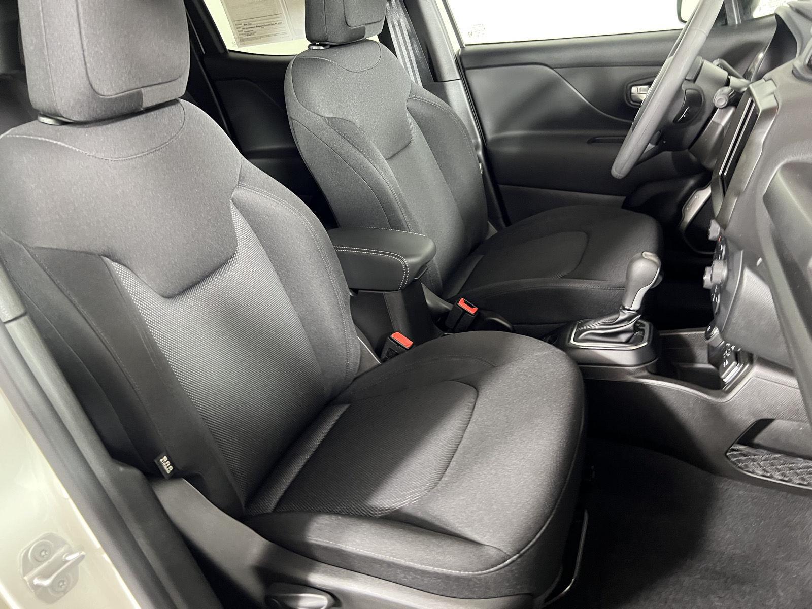 Certified Used 2023 Alpine White Clearcoat Jeep Latitude image 22