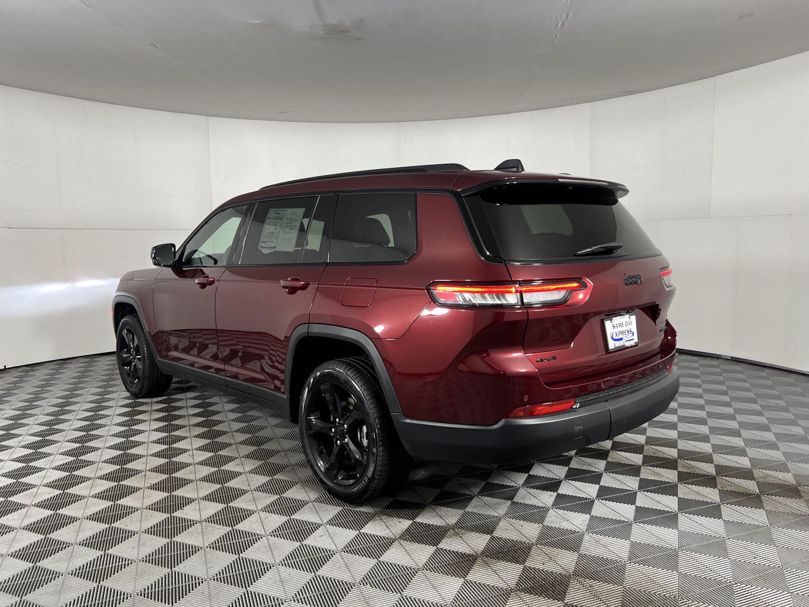 New 2025 Velvet Red Pearlcoat Jeep Limited image 7