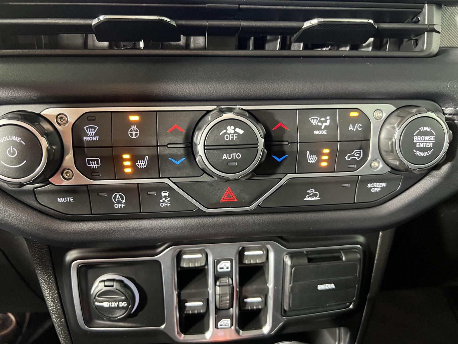 Certified Used 2026 41 Jeep Sahara image 18