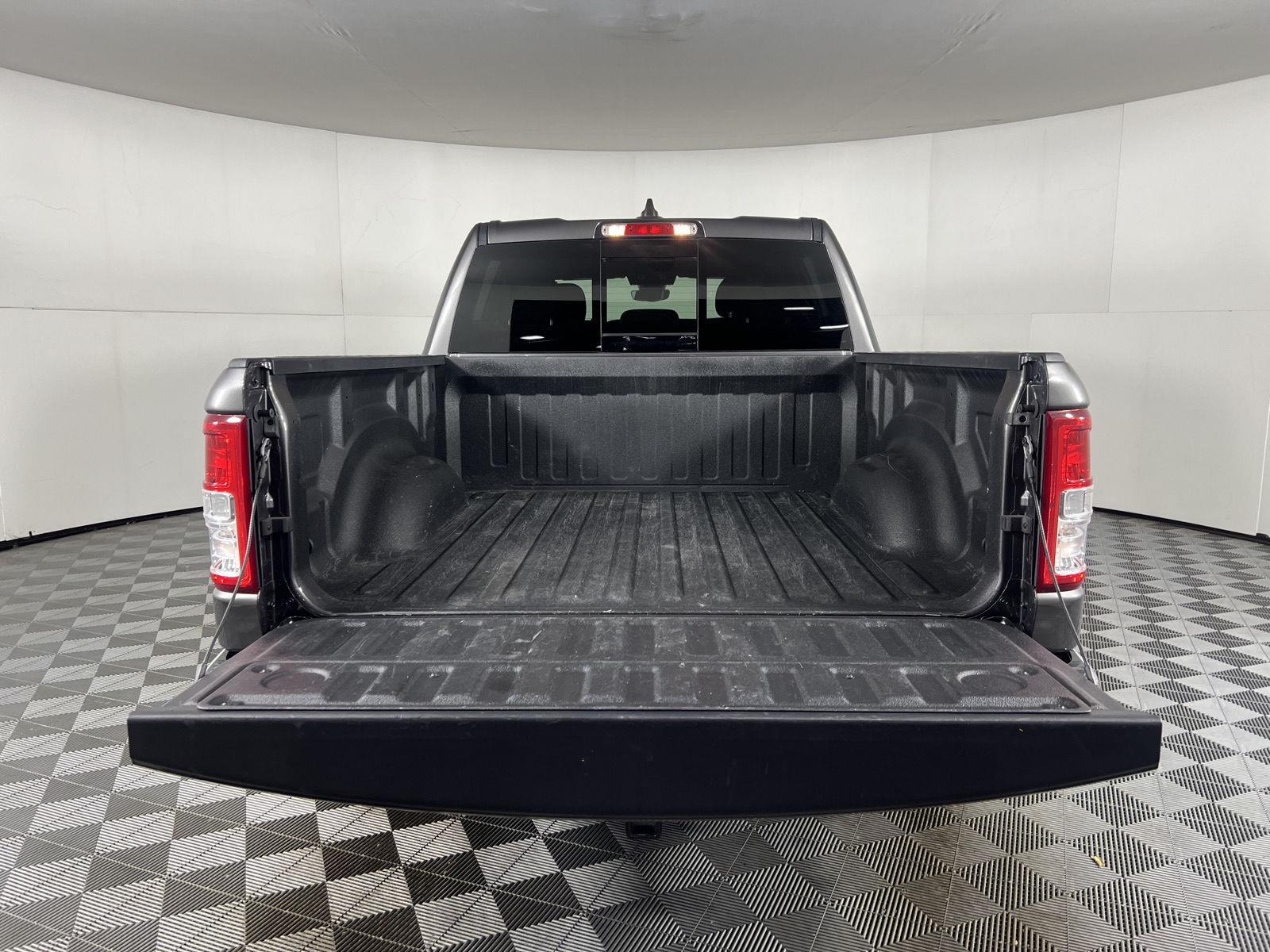 Certified Used 2023 Granite Crystal Metallic Clearcoat Ram Big Horn image 24