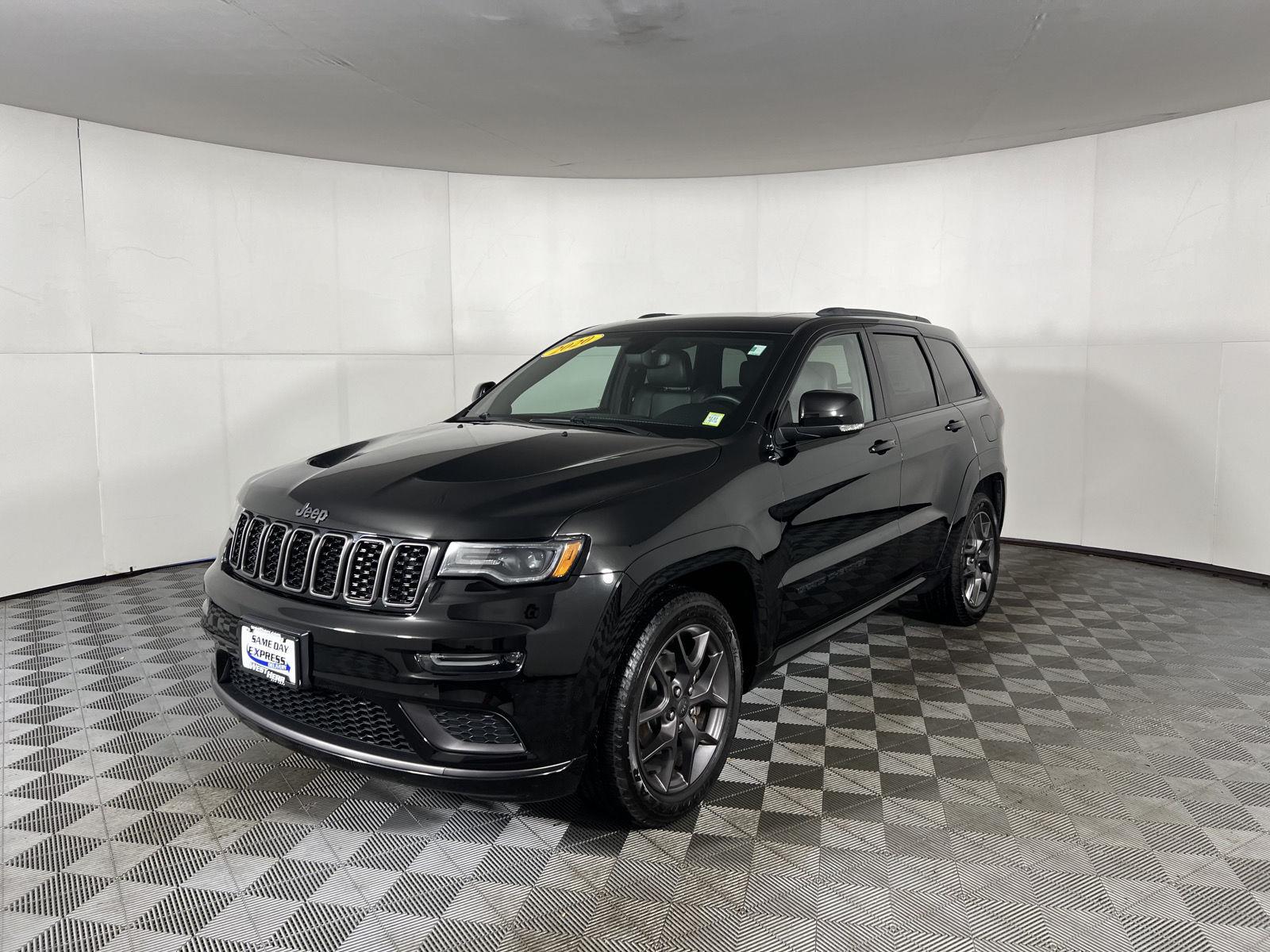 Used 2020 Diamond Black Crystal Pearlcoat Jeep Limited X image 5