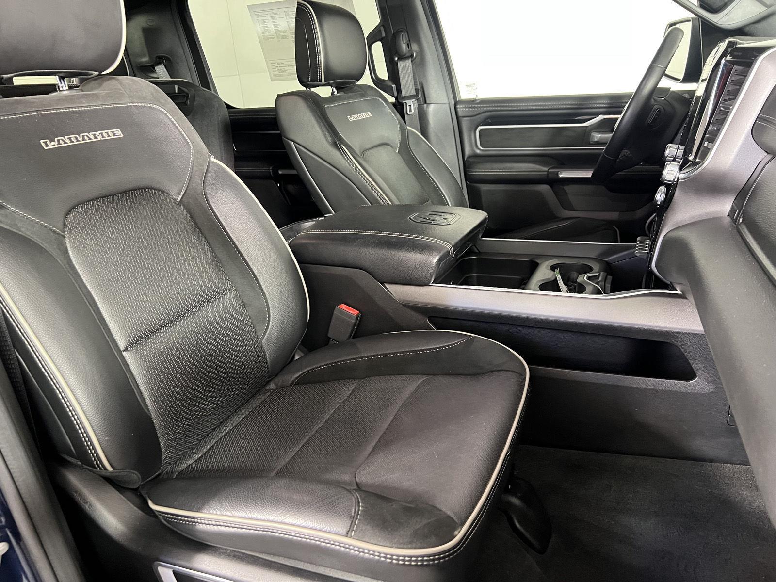 Used 2020 Patriot Blue Pearlcoat Ram Laramie image 22
