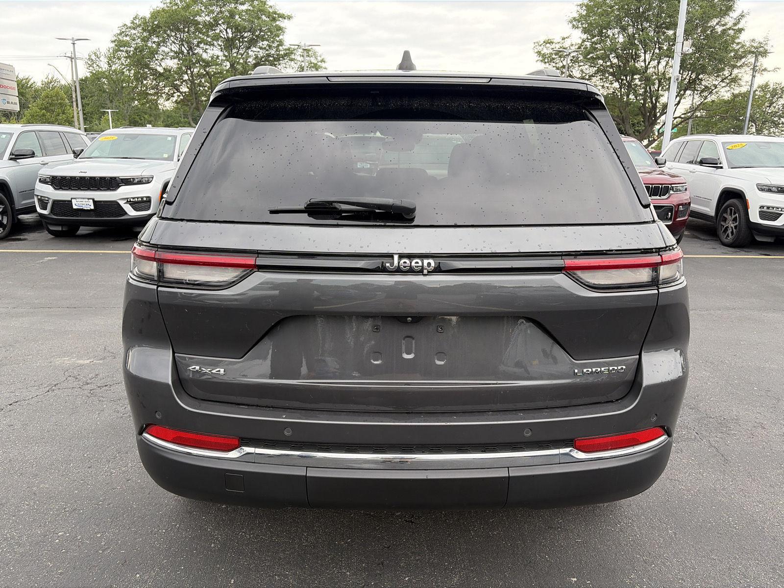 Used 2023 Baltic Gray Metallic Clearcoat Jeep Laredo image 6