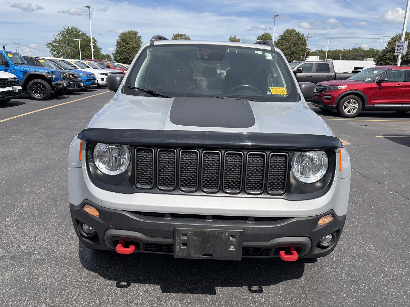 Used 2021 Glacier Metallic Clearcoat Jeep Trailhawk image 2