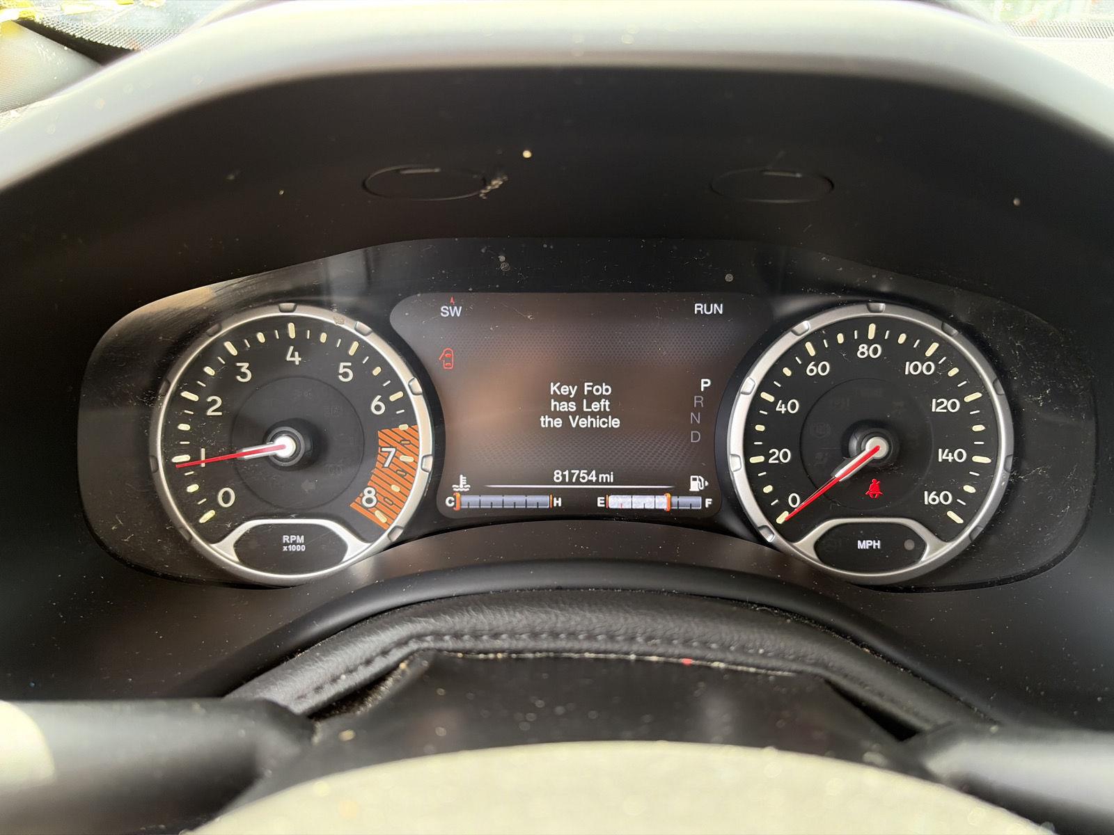 Used 2021 Glacier Metallic Clearcoat Jeep Trailhawk image 15