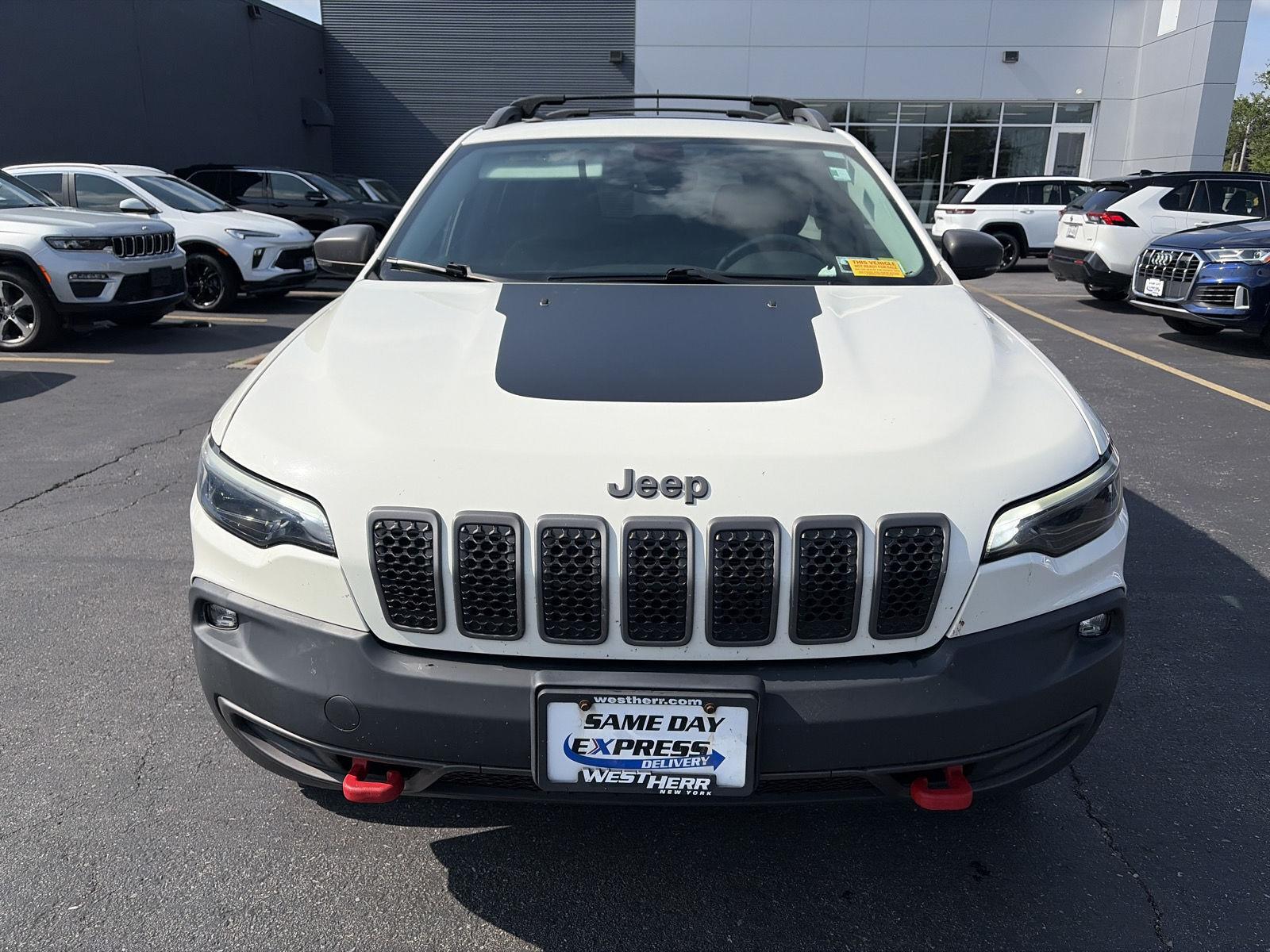 Used 2019 Pearl White Jeep Trailhawk Elite image 2