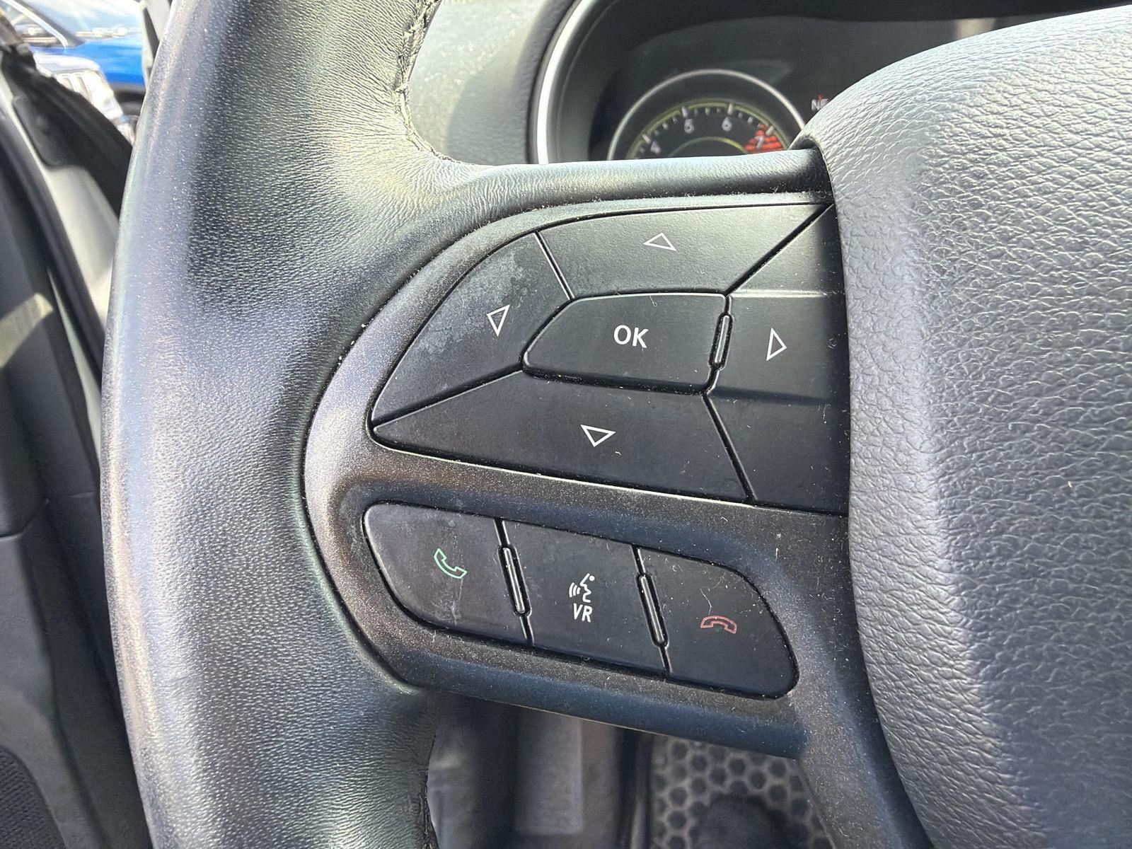 Used 2019 Pearl White Jeep Trailhawk Elite image 19