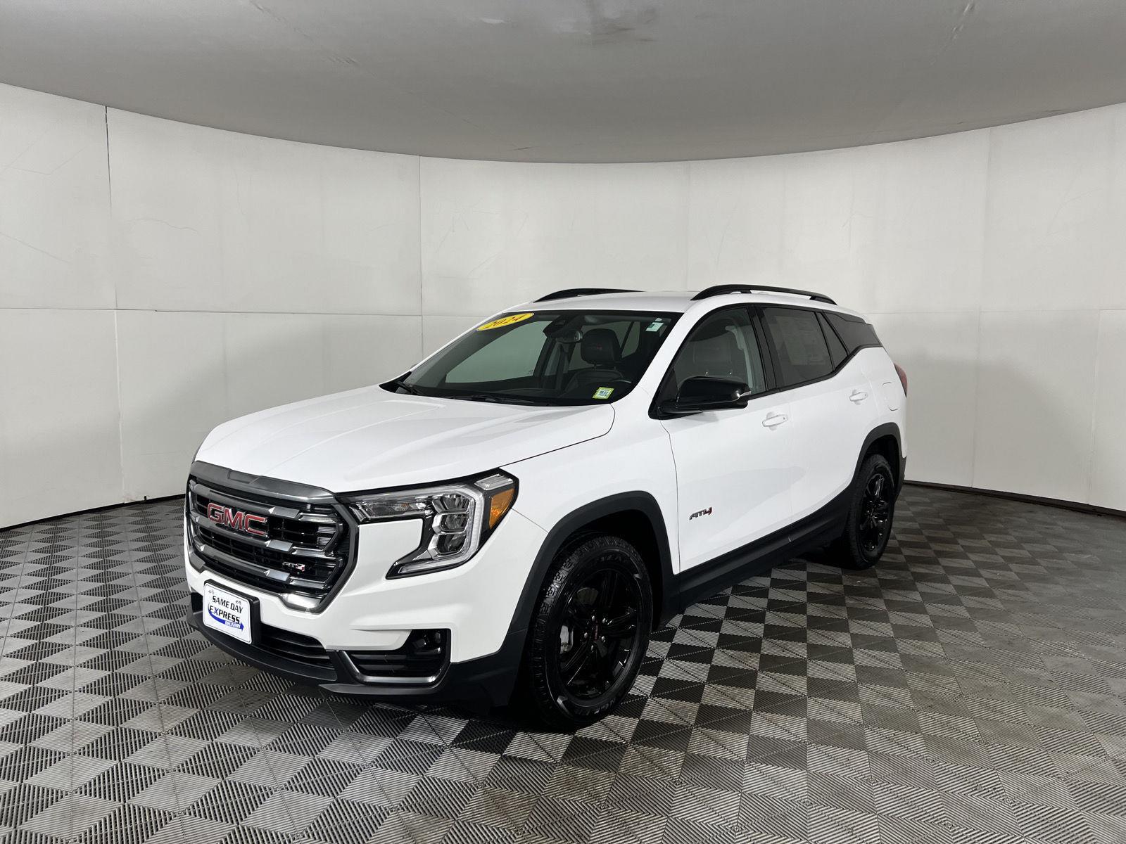 Used 2024 Summit White GMC AT4 image 3