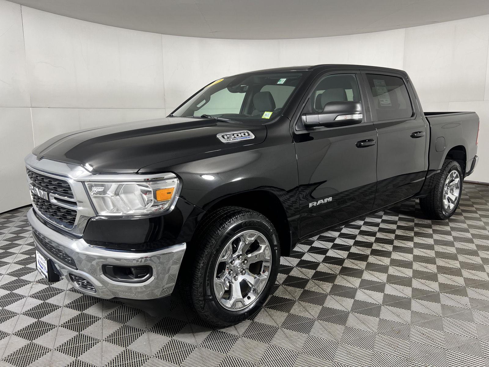 Used 2022 Diamond Black Crystal Pearlcoat Ram Big Horn image 2