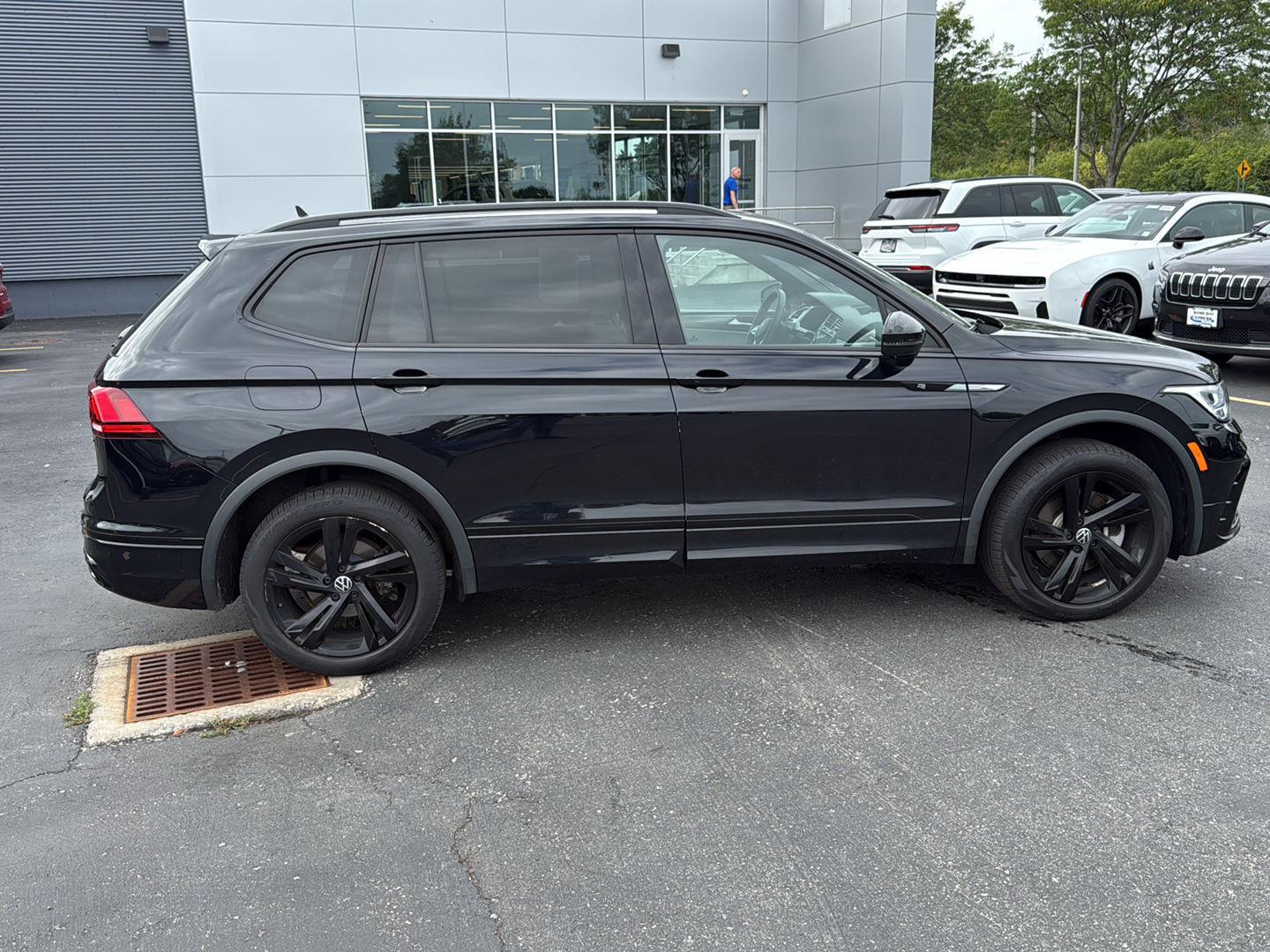 Used 2023 Deep Black Pearl Volkswagen SE R-Line Black image 10