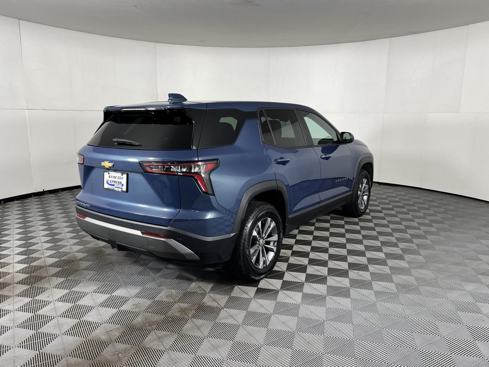 Used 2026 Lakeshore Blue Metallic Chevrolet AWD LT image 10
