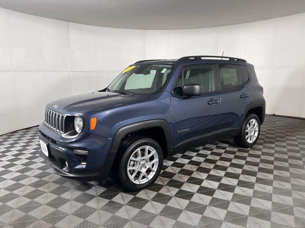 Certified Used 2022 Slate Blue Pearlcoat Jeep Latitude image 5