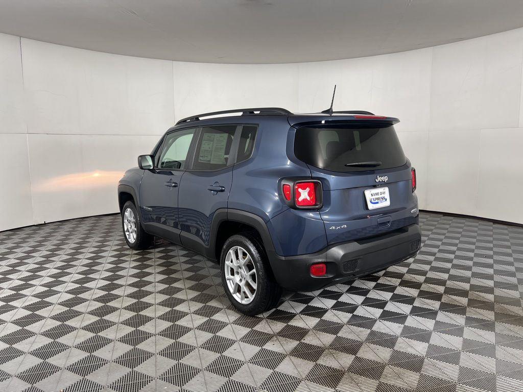 Certified Used 2022 Slate Blue Pearlcoat Jeep Latitude image 7