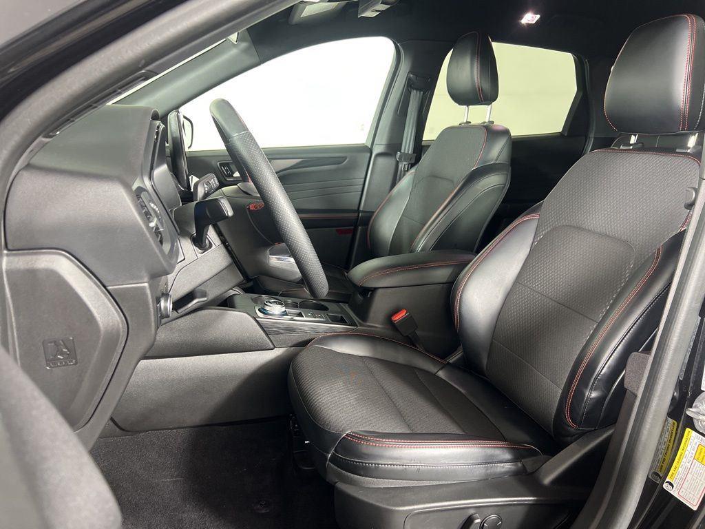 Used 2023 Black Metallic Ford ST-Line image 10