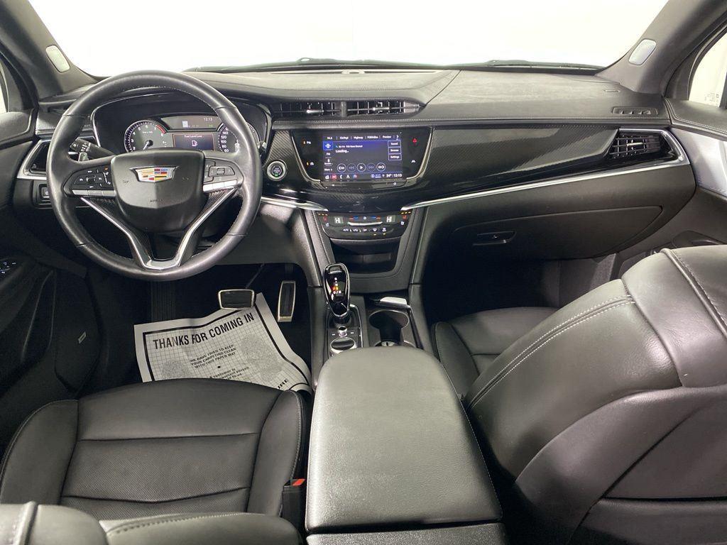 Used 2023 Argent Silver Metallic Cadillac Sport image 35