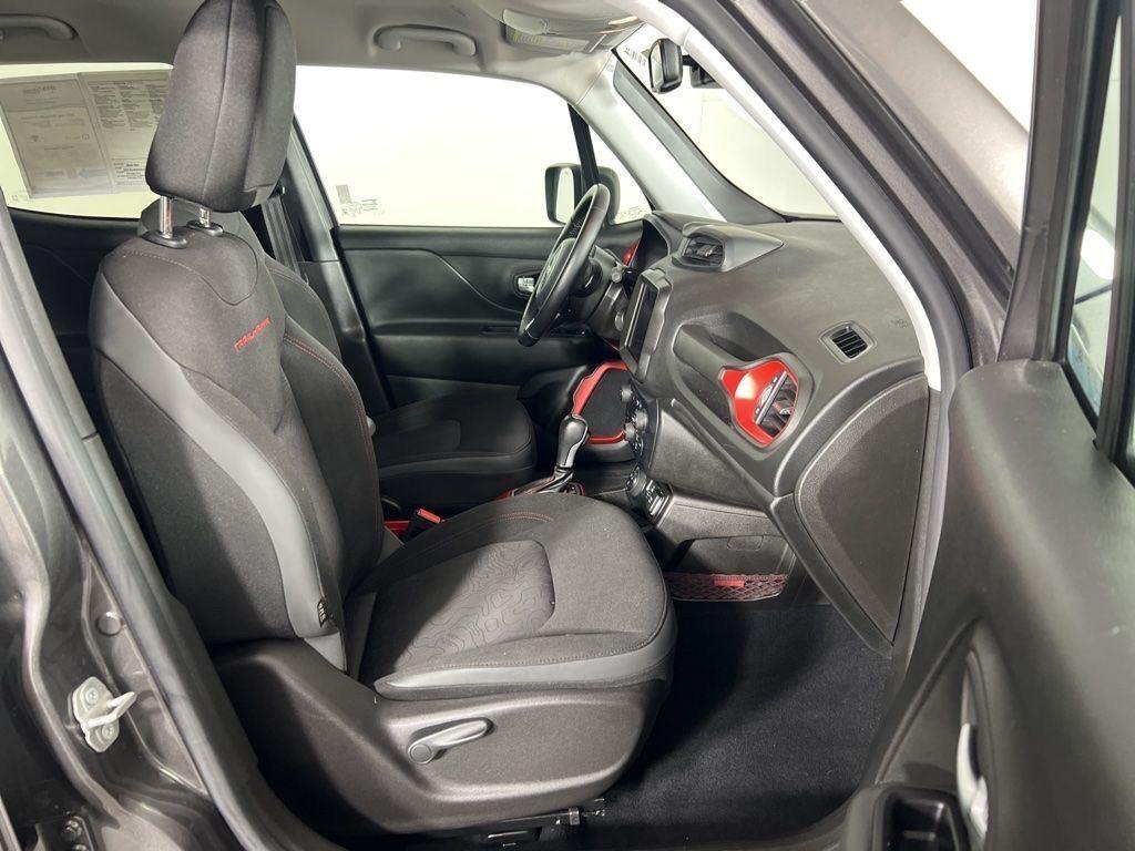 Certified Used 2021 Granite Crystal Metallic Clear Jeep Trailhawk image 14