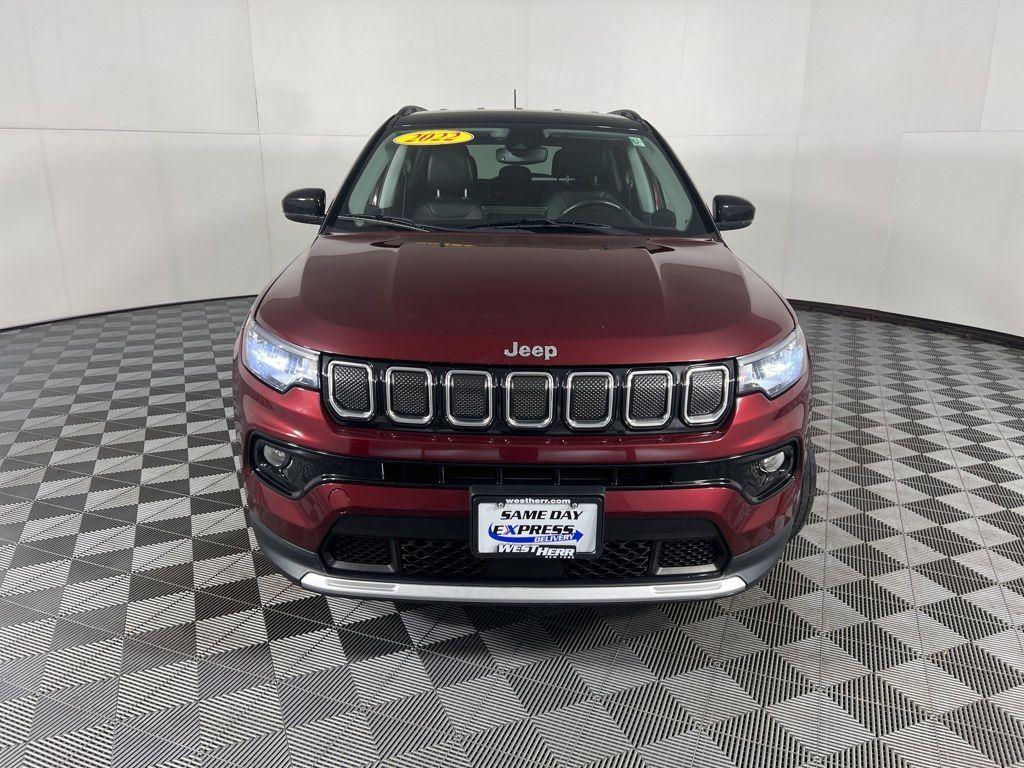 Used 2022 Velvet Red Pearlcoat Jeep Limited image 3